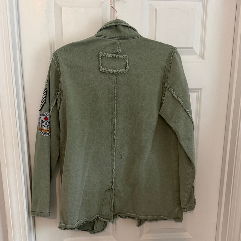 Vici Military Green Field Jacket with Patches - Picture 3 of 3